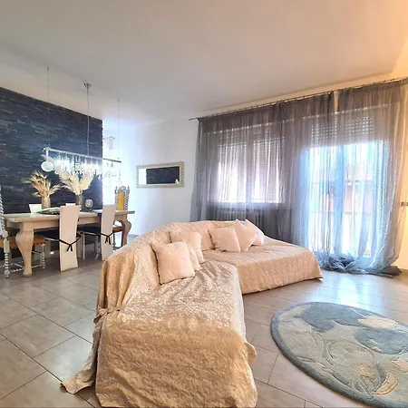 Appartamento Cristian Zucconi *